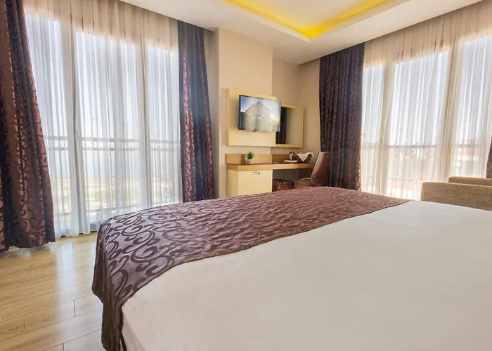 Deluxe Single Room